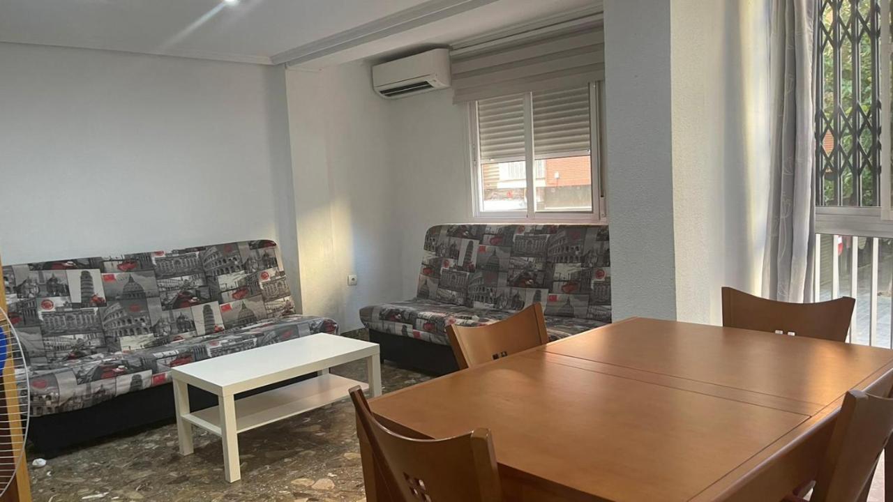 playa malvarrosa Valencia 8 huesped solo admito Familia con hijos Exterior foto