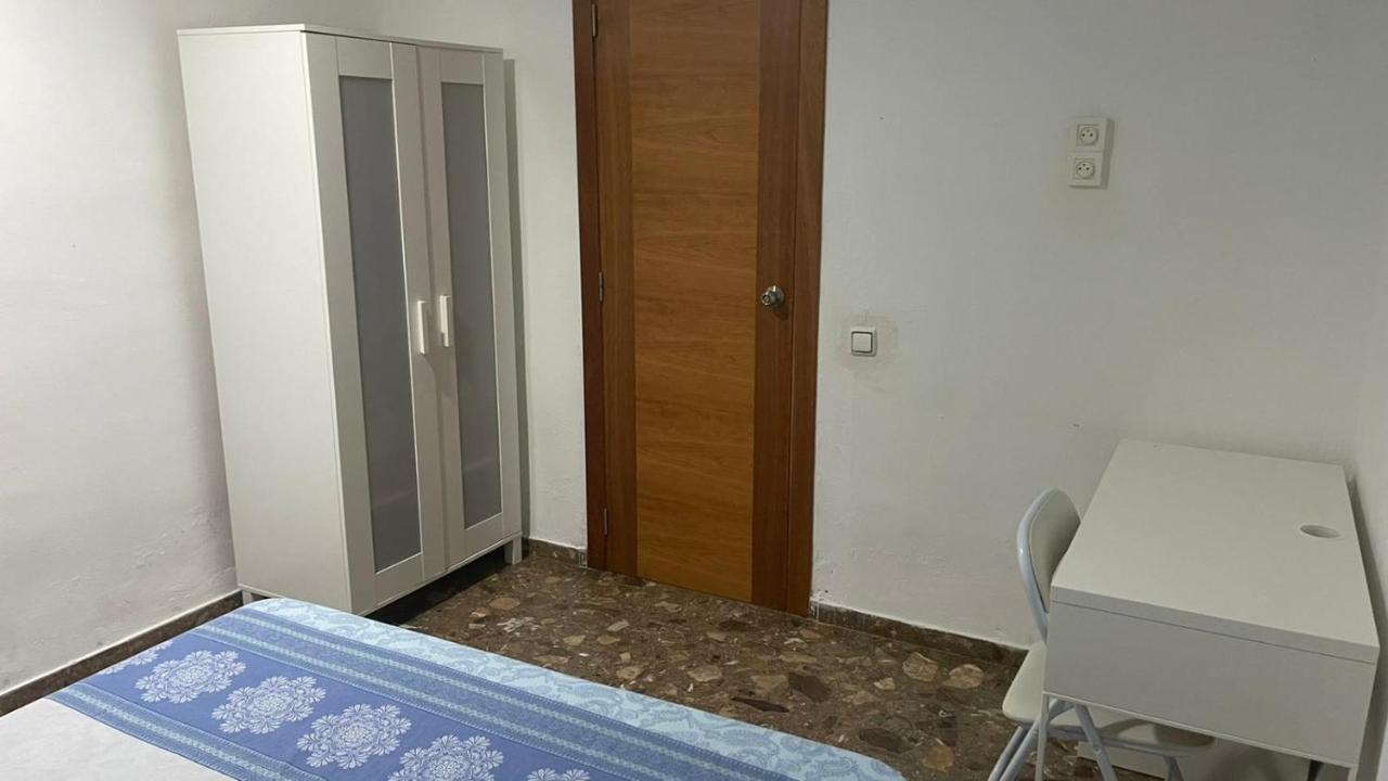 playa malvarrosa Valencia 8 huesped solo admito Familia con hijos Exterior foto
