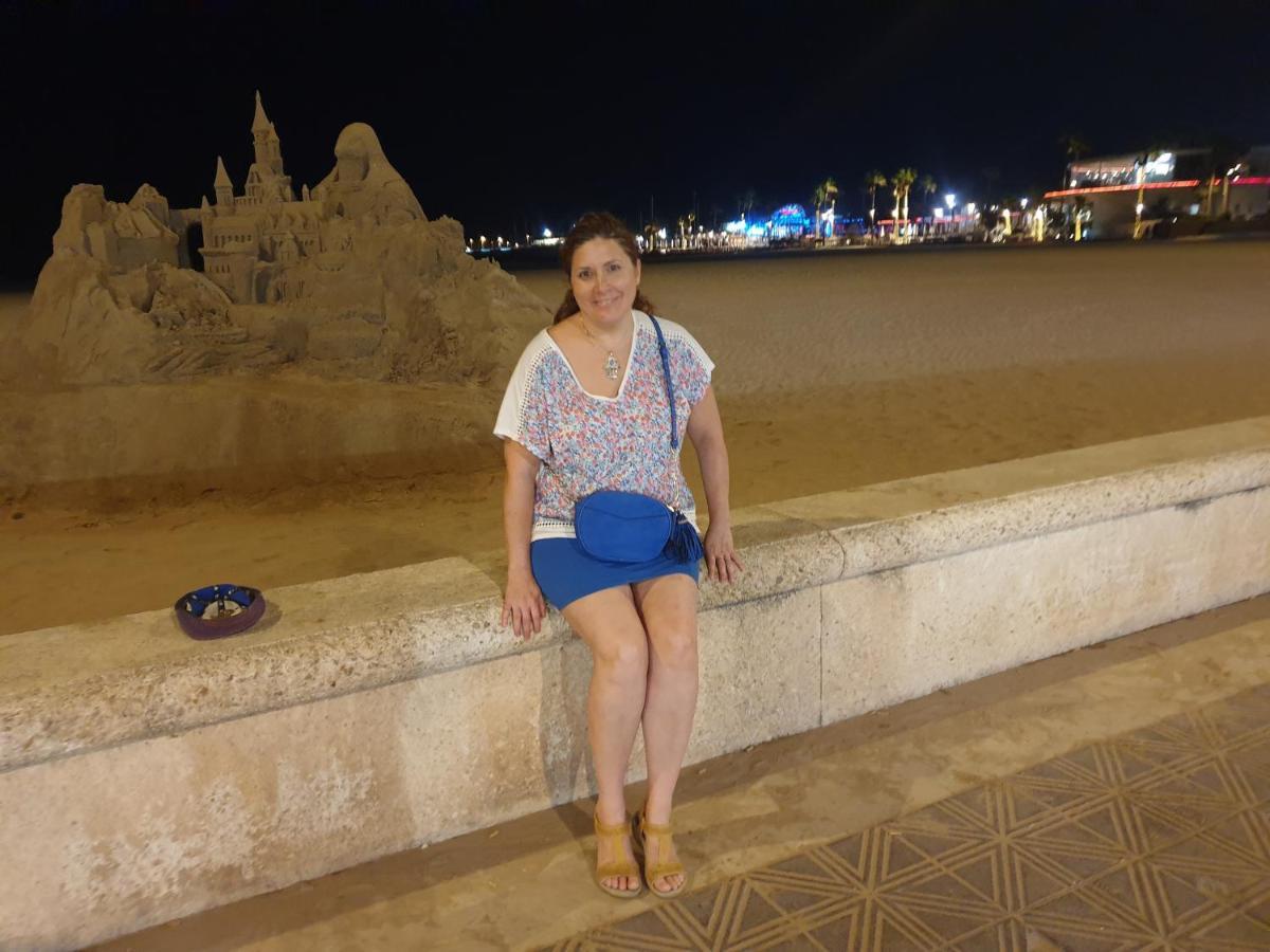 playa malvarrosa Valencia 8 huesped solo admito Familia con hijos Exterior foto