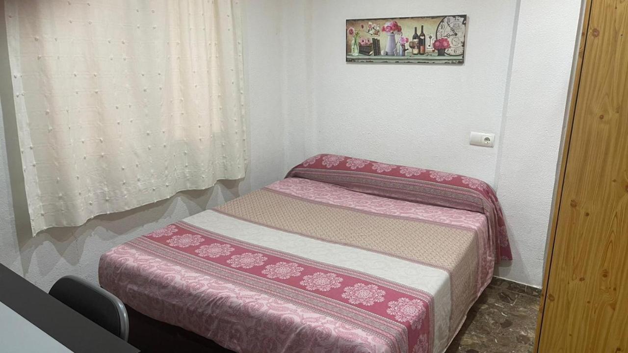playa malvarrosa Valencia 8 huesped solo admito Familia con hijos Exterior foto